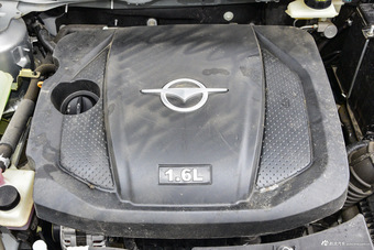 2015款海马福美来1.6L手动品尚型