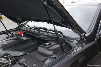 2017款红旗H7 2.0T自动豪华型