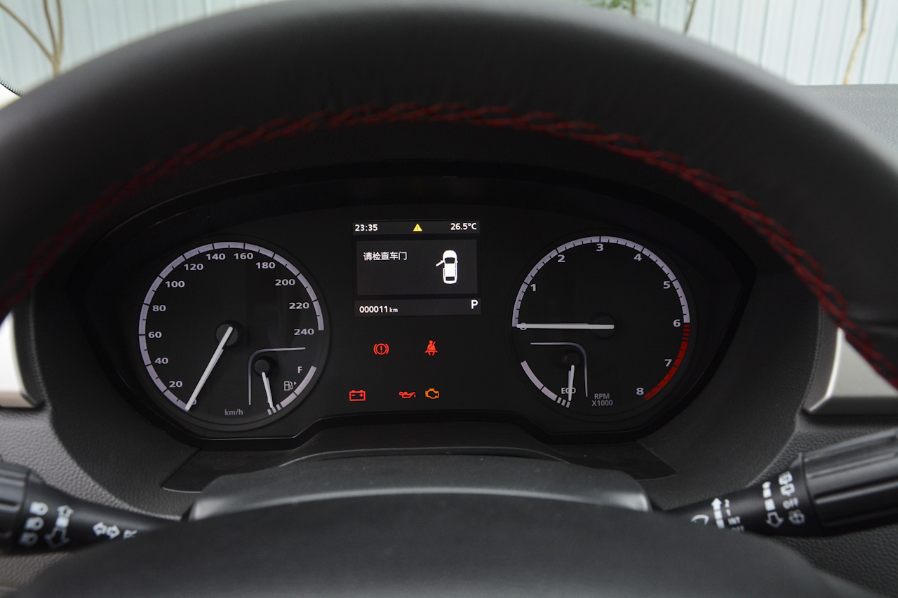  2018款观致3都市SUV 1.6T自动尊贵型