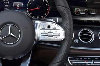 2019款奔驰E级2.0T自动 200L运动型4MATIC