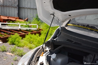 2018款风行CM7经典版2.0T手动豪华型