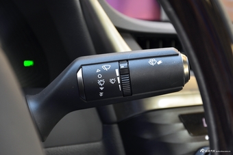 2018款雷克萨斯ES 2.0L自动200豪华版