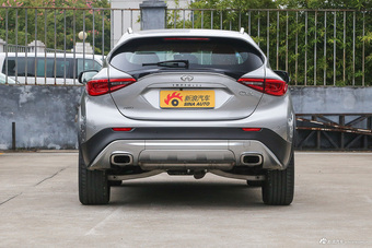 2017款英菲尼迪QX30 2.0T自动四驱运动版