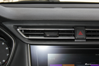 2018款荣威RX3 1.3T自动互联网智尊版