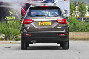 2016款东风风光580 1.5T手动豪华型 摩卡棕