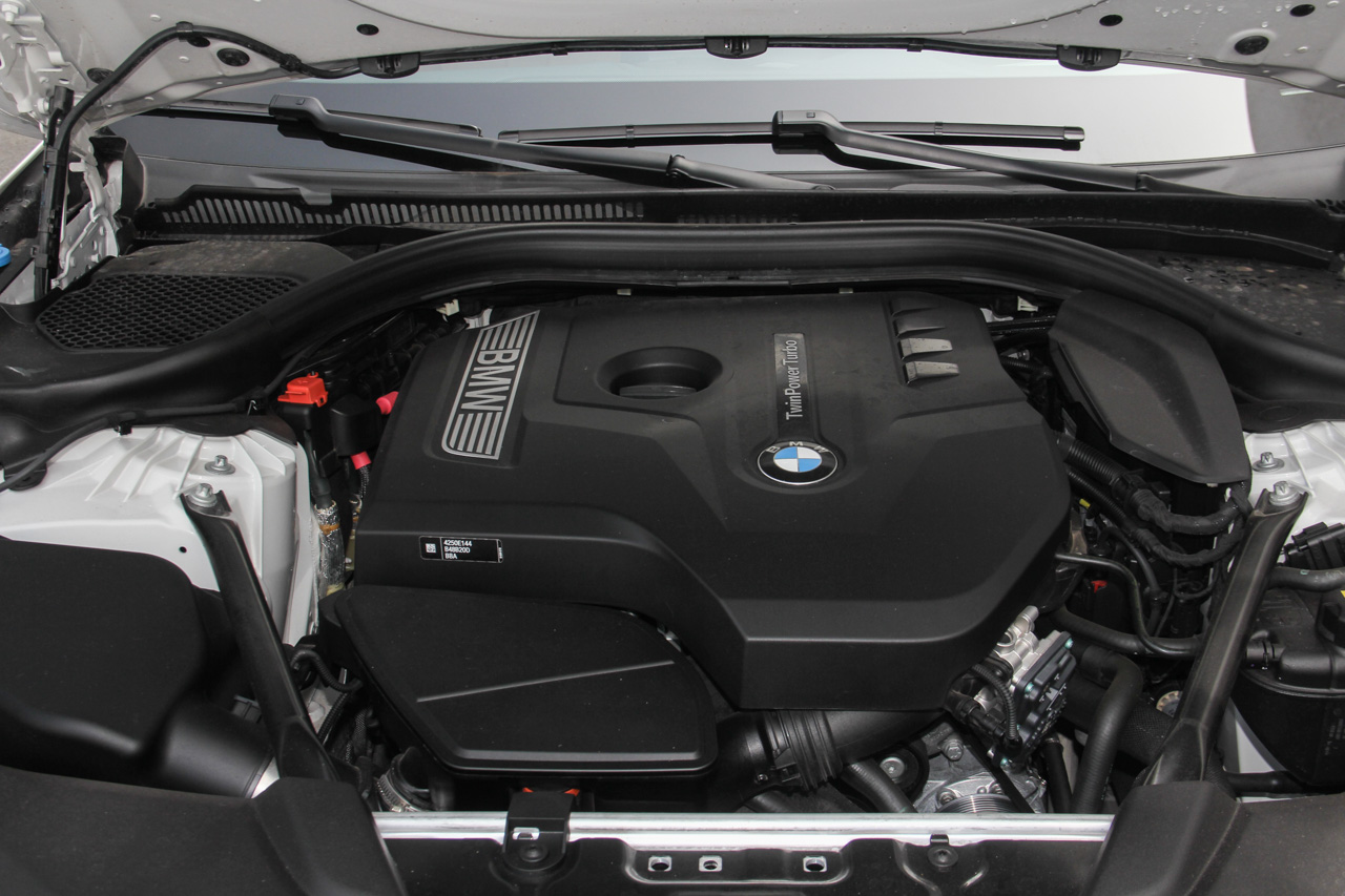 2018款宝马5系2.0T自动530Li领先型 M运动套装