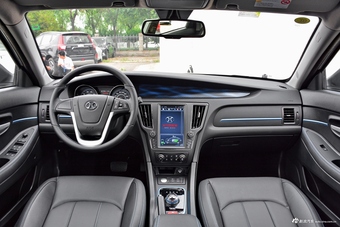 2017款北汽新能源EU系列 EU400乐享版