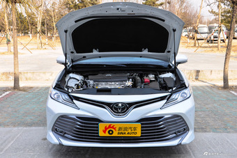 2018款凯美瑞2.0G自动豪华版 