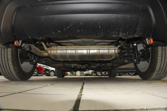 2016款中华V3 1.5L手动舒适型 炫舞橙