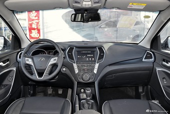 2017款胜达2.4L手动两驱智能型5座图片