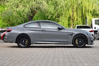 2018款宝马M4 3.0T自动CS