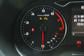 2016款奥迪A3 1.8T自动Limousine 40TFSI豪华型