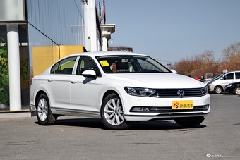 2017款迈腾1.8T自动330TSI DSG领先型