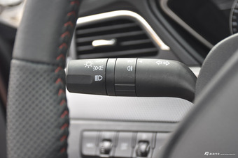 2017款海马M6 1.5T手动豪华型