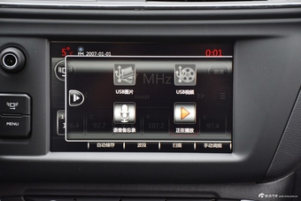 2018款雪铁龙C3-XR 1.6L自动先锋型