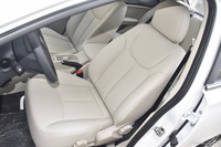 2017款荣威360 1.5L自动豪华版