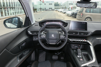 2017款标致5008 1.6T自动350THP精英版5座