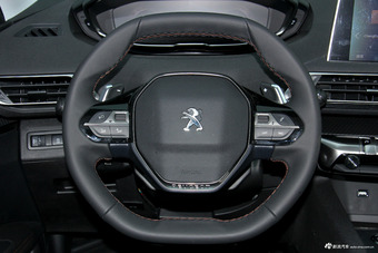 2017款标致5008 1.6T自动350THP精英版7座