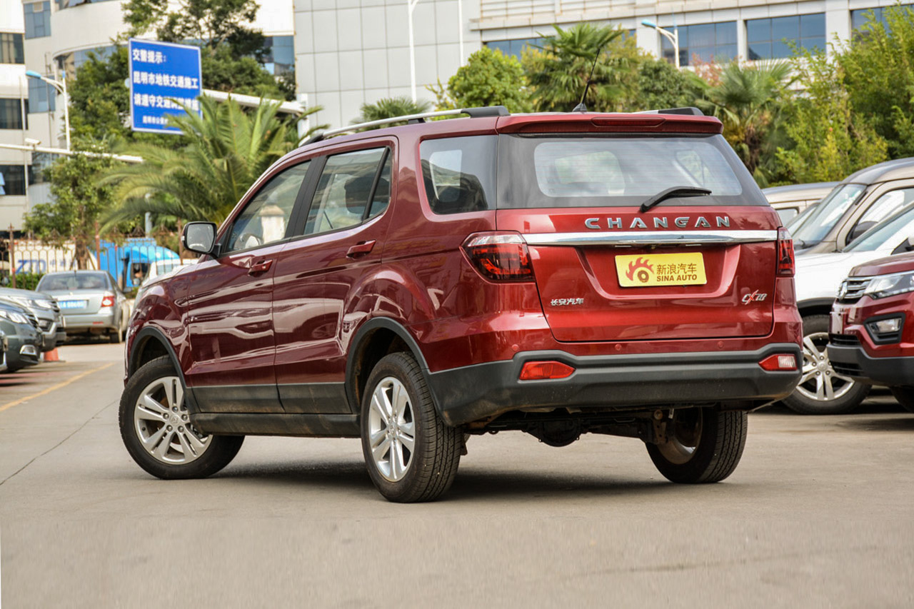 2016款长安CX70 1.6L手动舒适型