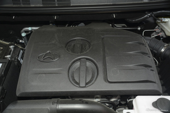 2018款欧尚X70A 1.5L手动精英型