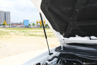 2016款揽福 2.4L手动汽油两驱精英版5座