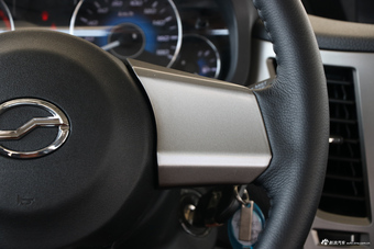 2018款中兴威虎 2.8T柴油国V两驱精英型中双CA4D28C5-1B