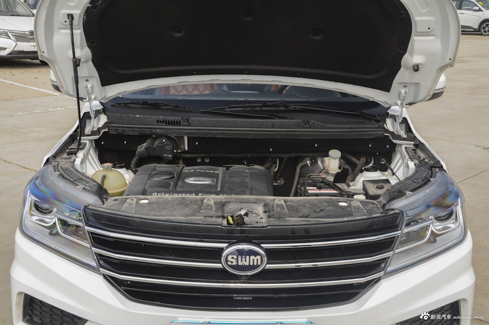 2017款斯威X3 1.5T手动时尚型