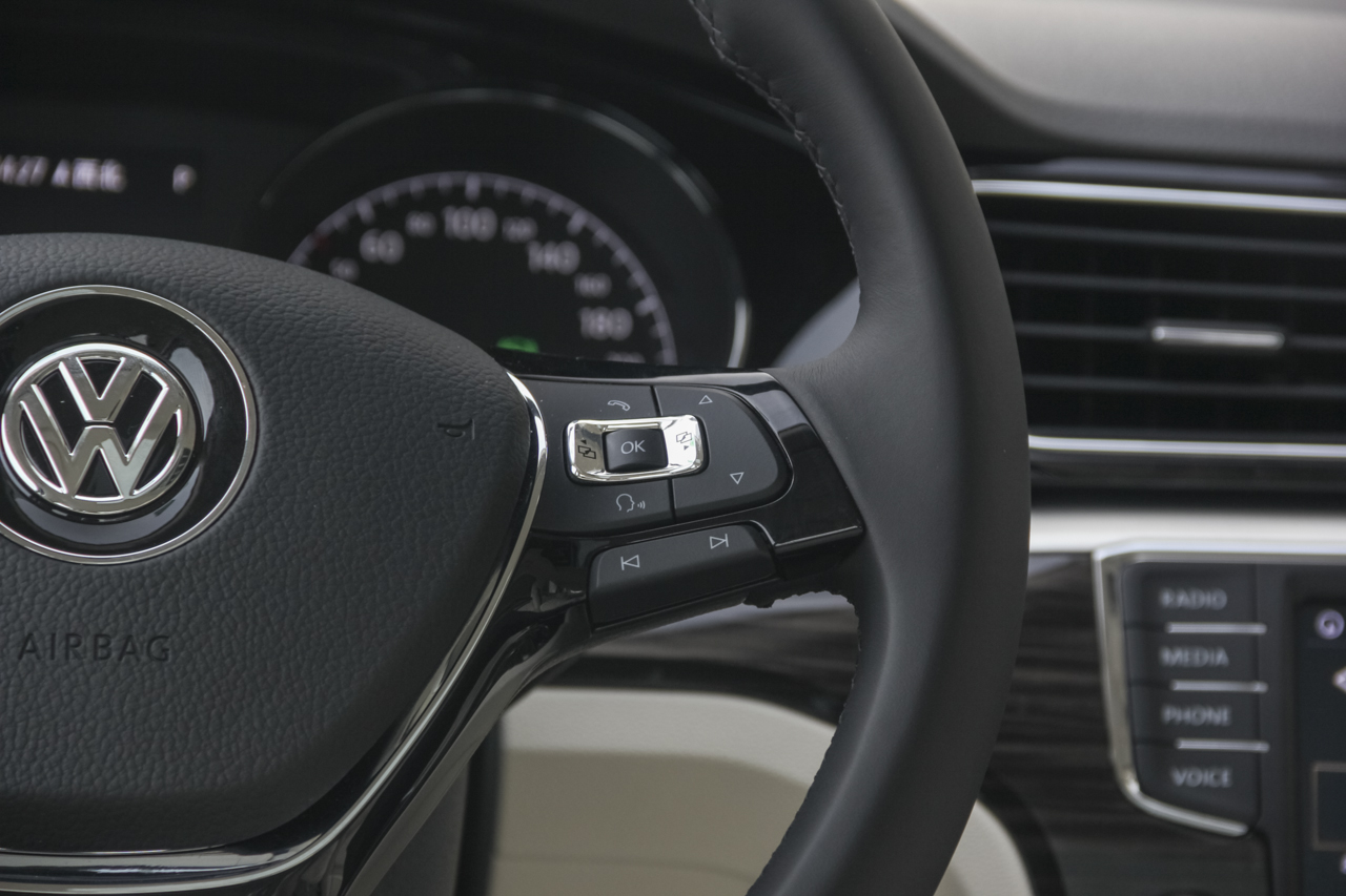 2018款凌渡1.4T自动豪华型280TSI