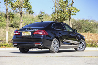 2016款传祺GA8 2.0T自动豪华版320T