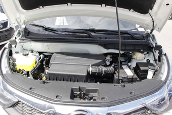 2016款比亚迪元1.5L手动豪华型