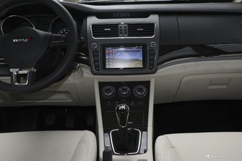 2018款斯派卡1.5L手动舒适型