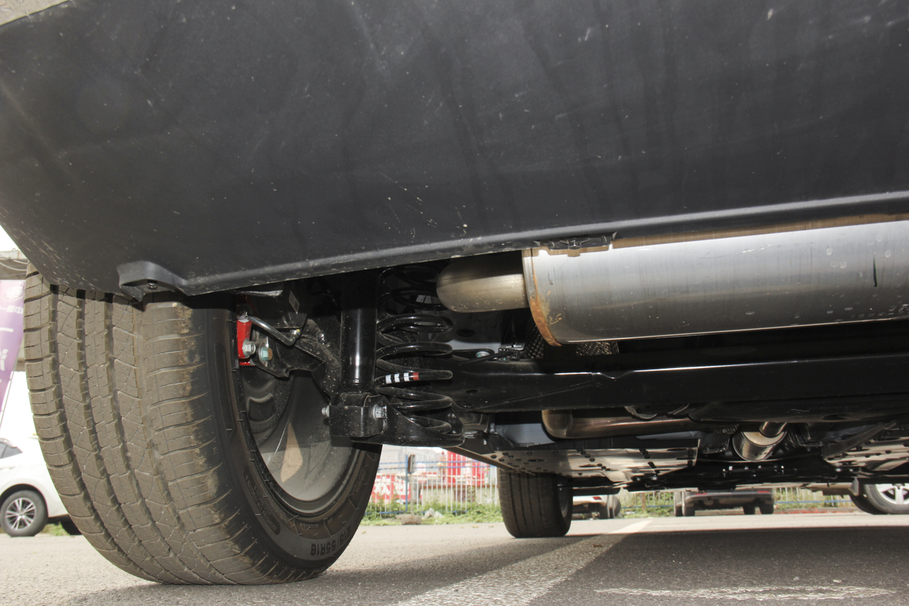 2018款森雅R9 1.2T自动尊贵智悦型