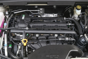 2016款艾瑞泽5 1.5L手动领锐版 秀色金