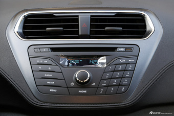 2015款福睿斯1.5L自动时尚型