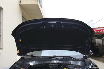 2018款荣威RX5 1.5T 20T自动两驱互联网智尊版