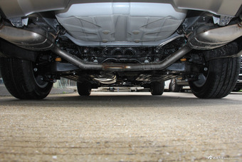 2017款传祺GS7 320T 2.0T两驱豪华智联型