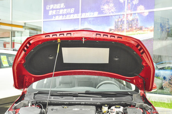 2016款科鲁兹1.5L自动豪华版