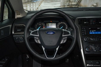 2017款蒙迪欧1.5T自动时尚型