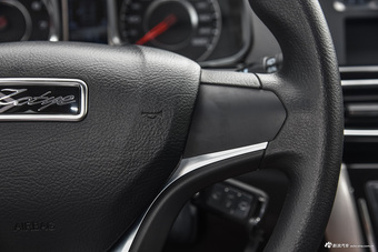 2016款大迈X5 1.5T手动精英7座型 国五 慕尼黑