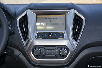 2016款名爵锐行1.5L手动超值豪华版