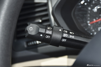 2016款风云2 1.5L手动超值版