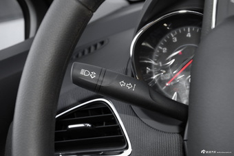 2017款科鲁兹两厢1.5L 自动炫锋版