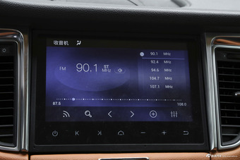 2017款众泰SR9 2.0T自动极致之光版