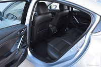 2018款阿特兹2.0L自动蓝天豪华版