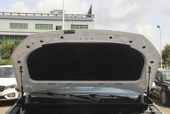 2018款长安CS75 1.5T自动领智型