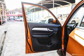 2016款凯翼X3 1.6L手动智联III版