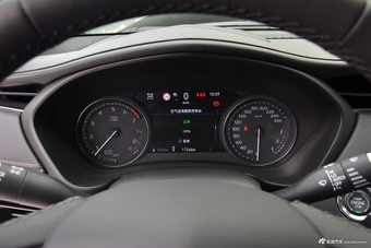 2018款XT4 2.0T四驱铂金版28T