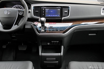 2017款奥德赛 2.4L自动至尊版