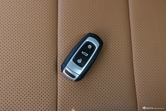 2018款吉利远景S1 1.4T自动锋驰型