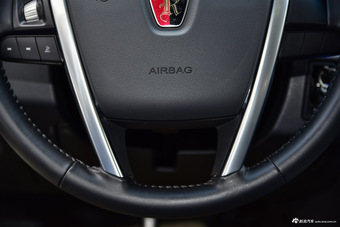 2016款荣威e550 1.5L自动旗舰版